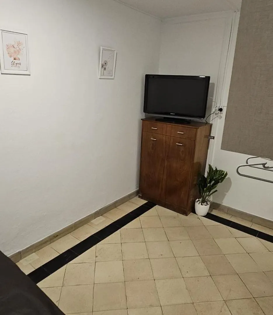 Comodo Departamento En Aristides Villanueva Mendoza